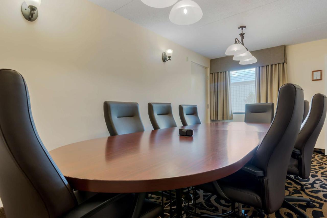 Hotel Western And Conference Centre Dryden